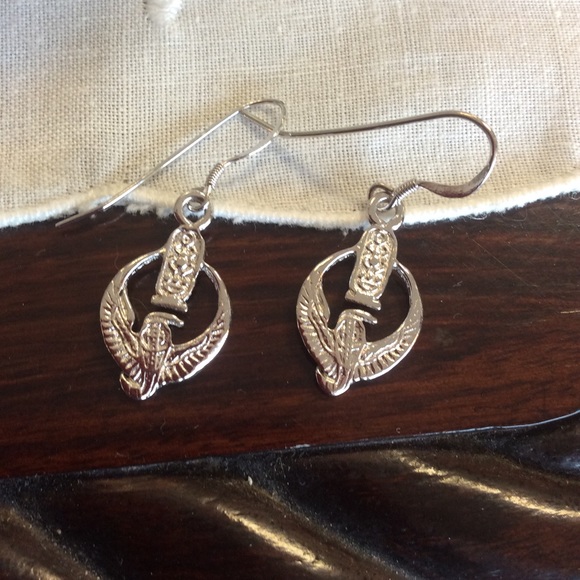 Vintage Jewelry - 💫Egyptian Bird Flight 925 Silver Mini Earrings Vintage Jewelry - 💫Egyptian Bird Flight 925 Silver Mini Earrings